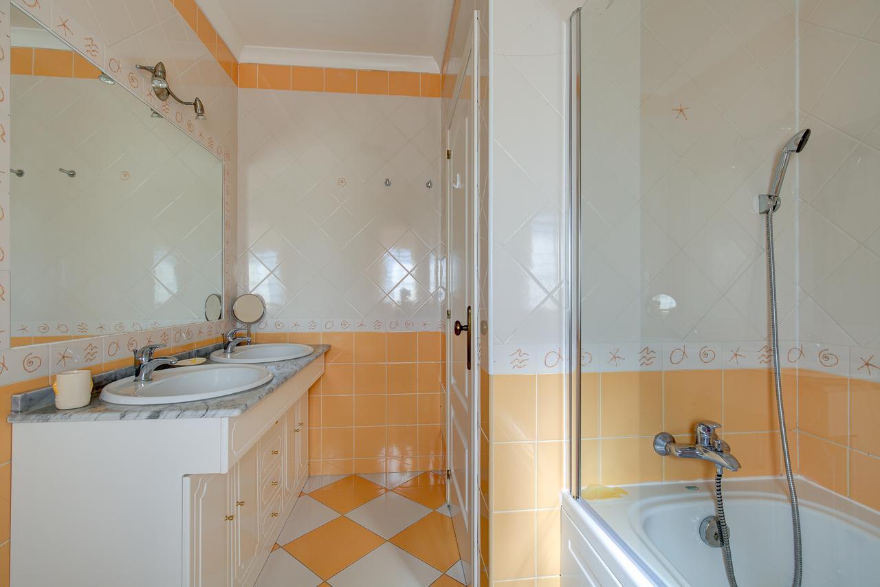 Altura Prime - 5 Suites, Private Pool And Parking, Walk To Beach ภายนอก รูปภาพ